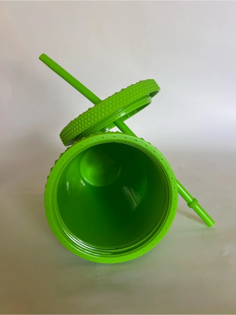 Starbucks‎ Fall 2021 16oz Neon Green Grande Studded Tumbler Diamond Coffee Cup